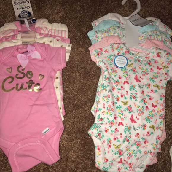 Newborn never been worn still tags - Picture 3 of 4